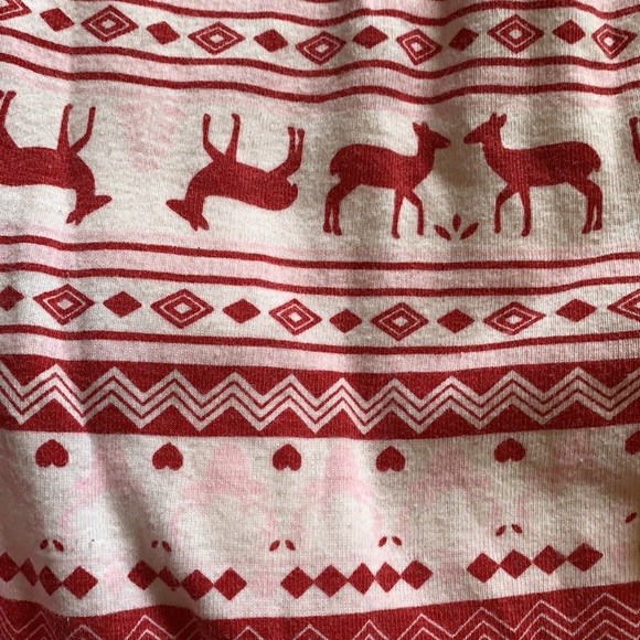 Carter’s 2 piece reindeer pajamas. - Picture 7 of 7